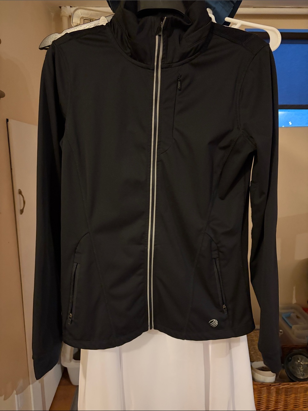 Women's Black MPG Zip-Front Softshell Jacket